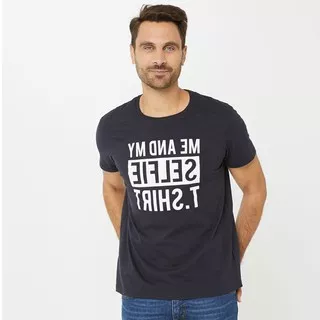 IN EXTENSO Men T-Shirt - Selfie Navy - Atasan Kaos Pria Lengan Pendek