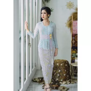 Kebaya Bahan - Motif Daun Kupu