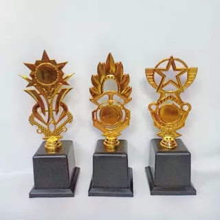 PIALA KECIL