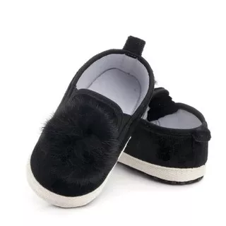 Sepatu Bayi Perempuan Prewalker Shoes Import Pompom