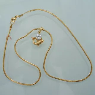 Lovely Dolphin Kalung Titanium Gold Wanita - GOLD