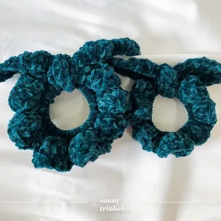 Mistletoe - Bunny Crochet Scrunchie | Sunny Little Trinkets