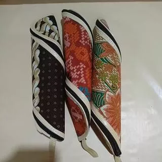 Souvenir kotak pensil batik ulir