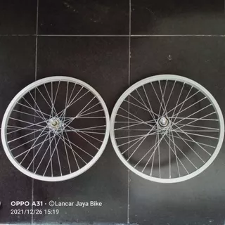 Velg sepeda ukuran 20 inch lengkap ruji dan hub untuk roda depan atau belakang sudah setel tinggal pasang