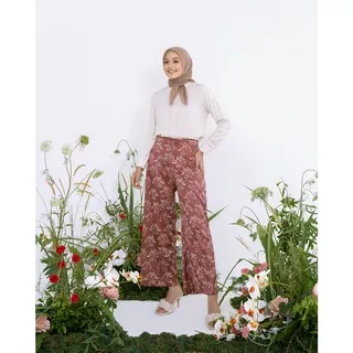 TSABITA Gardenia Pants - Maroon