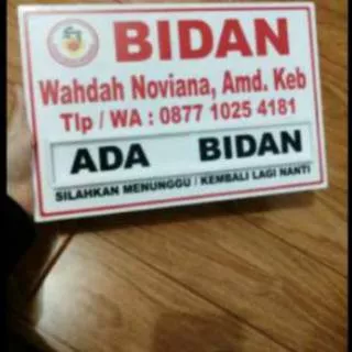 Acrylic papan bidan uk.40x30cm , akrilik papan dokter (ADA DOKTER / DOKTER KELUAR)