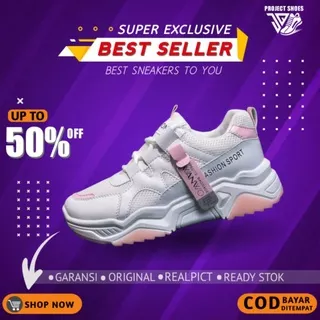 Sepatu Sneakers Wanita Putih Kekinian Fashion Cewek Korea Casual Running Sport Spatu Olahraga Lari Joging Santai Cewe Snekers Kasual Trendy Olahraga Ringan Sneaker Main Jalan-jalan Terbaru Jq-26