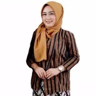 Baju Kebaya // Baju Adat Jawa // Kebaya Wanita // Kebaya batik // Kebaya Lurik // Kebaya