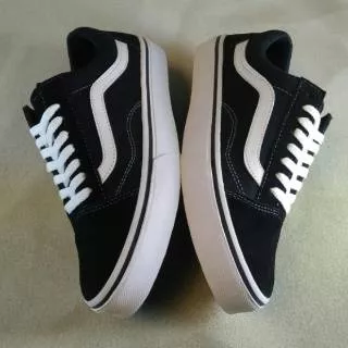 Sepatu vans old skool