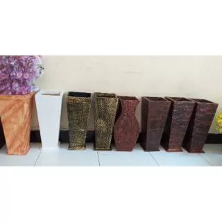 Vas bunga# vas kayu# vas pojokan# vas sudut# vas murah # vas klasik#pot kayu# pot bunga #pot motif