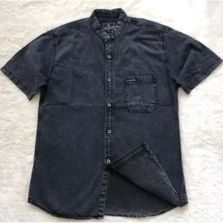 Kemeja jeans lengan pendek pria / Kemeja jeans sanghai lengan pendek pria / Kemeja jeans pria / kemeja pria lengan pendek premium distro baju kemeja volcom Kemeja Pria Original motif surfing flanel polos formal casual kasual bisa COD Bayar ditempat