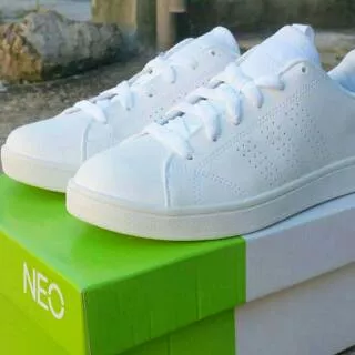 Sepatu Putih! ORIGINAL Adidas Neo Advantage Full White Sneakers Kets Kasual Running Pria dan Wanita