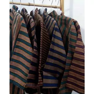 BAJU SURJAN LURIK PRIA DEWASA BAJU SURJAN ADAT JAWA BAJU ADAT JAWA BAJU TRADISIONAL JAWA SURJAN LURIK BAJU LURIK SURJAN JOGJA SURJAN JOGJA PAKAIAN ADAT JAWA