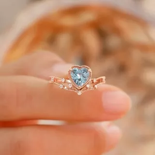 Aquamarine Yang Mewah Cincin Baja Titanium Berlian Rose Gold Perhiasan Fashion Wanita Pernikahan Rings
