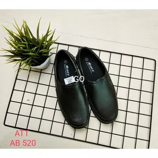 BB ATT AB 520 SEPATU SLOP PRIA Sepatu Formal Tanpa Tali Bahan Karet Nyaman Dan Ringan