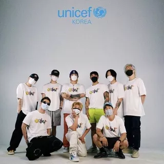 tshirt kaos Custom Gambar dan tulisan / t-shirt dpr x unicef