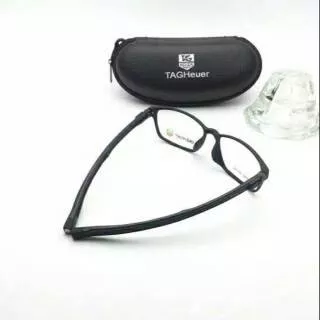Kacamata magnet bisa di pake olahraga dan lain2 nyah