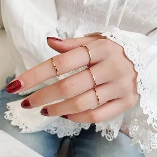 Gaya Jepang dan Korea lima potong cincin baja titanium cincin mode sederhana perhiasan cincin ekor temperamen cincin pasangan liar Japanese and Korean style five-piece ring titanium steel ring simple fashion tail ring jewelry temperament wild couple ring