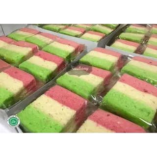Bolu Pelangi / Rainbow Cake / Bolu Kukus Pelangi