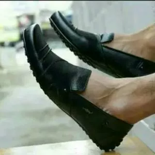 Sepatu Lacoste kasual pria sepatu kulit pria pantofel#sepatupantofel#sepatupria#sepatukerja #lacoste