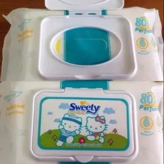 Tissue basah Sweety isi 80+4