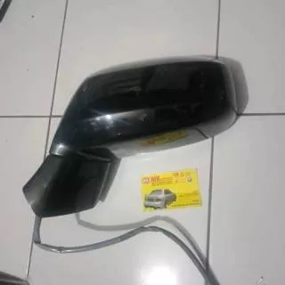 Spion Honda Freed bagian kiri warna hitam