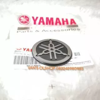 Logo Yamaha 3D Silver Ukuran 4.5cm Lexy Aerox 155 Nmax Dll Original YGP