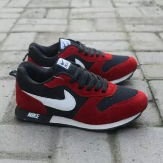 [KODE Q7221] SEPATU SPORT NIKE MD RUNNER MERAH HITAM / COWOK CEWEK / MADE IN VIETNAM