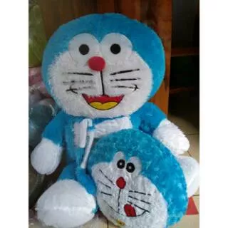 Boneka Doraemon Jumbo Gratis Bantal