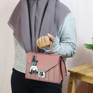 TAS BAHU WANITA TAS CEWEK TAS MINI CEWEK TAS JINJING TAS SELEMPANG WANITA TAS MURAH SLINGBAG WANITA TAS HP TAS FASHION TAS TALI CEWEK TAS TERBESTSELLER TAS PROMO SLINGBAG CEWEK TAS RECOMMENDED TAS IMPORT