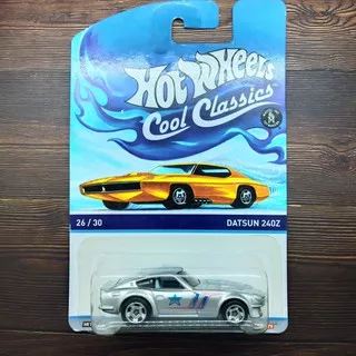 HOT WHEELS DATSUN 240Z COOL CLASSICS CARD GOLD PROMO