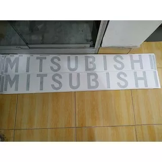 Sticker Mitsubishi di pintu Bak L300