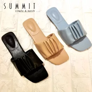 summit shoes 90043