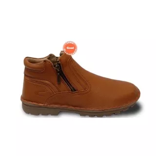 sepatu camel active