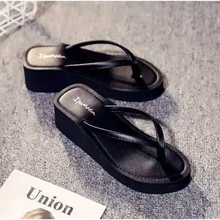 Sandal spon