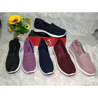 sepatu import terbaru bahan rajut