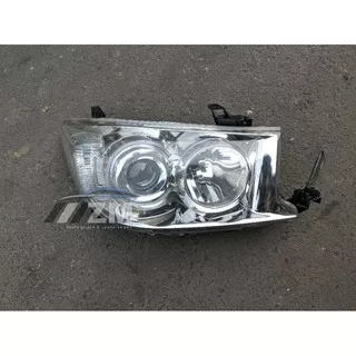 Headlamp Toyota Fortuner 2010 lampu depan Fortuner