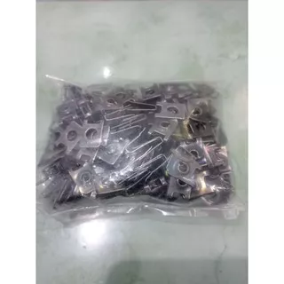 200 pcs klip sekrup Yamaha