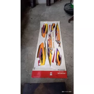 stripe sticker striping set honda honda supra v 1 ORI AHM