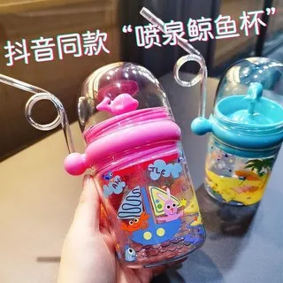 Botol minum  + Tali , air mancur lumba lumba kincir 260ml / botol minum Anak Unik