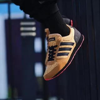 Bisa bayar di tempat ADIDAS NEO CITY RACER WOOD BLACK SOLE ORANGE