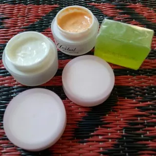 CREAM HERBAL ALGAE PINK & HIJAU // CREAM HERBAL ORIGINAL