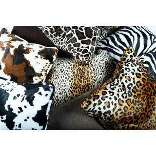 Sarung Bantal Sofa / Kursi Cushion Cover Motif Animal Print Velvet Kain Bulu Macan Ukuran 50x50 cm