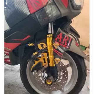 Cover shock Nmax gold crome