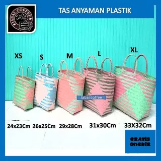 Tas Anyaman Plastik Jumbo Ukuran 31 X 30 Cm / Tas Anyaman Plastik Kotak Murah / Tas Belanja Anting