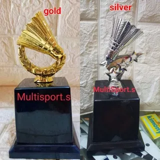 TROPHY PIALA BADMINTON IMPORT 23 CM