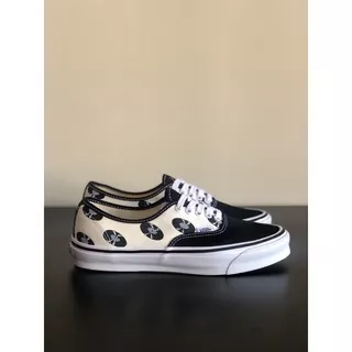 Vans wacko maria Authentic record cream