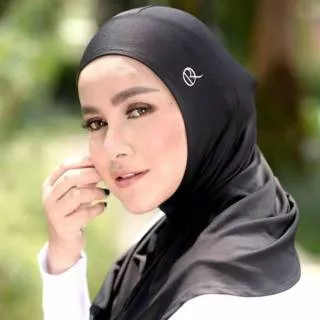 OLLA RAMLAN LEE VIERRA Sport Hijab Activewear Hijab Olahraga Wanita / Sepeda