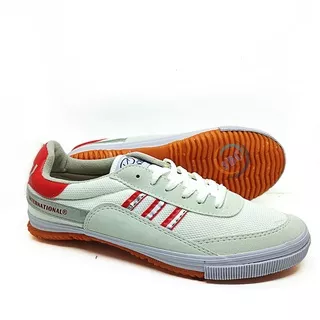 Sepatu Kodachi 8116 Putih Merah Silver - Sepatu Olahraga Dewasa untuk Pingpong Badminton, Voli