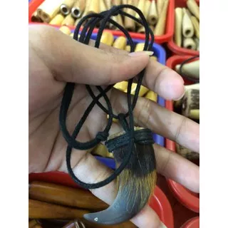 Kalung Kuku macan